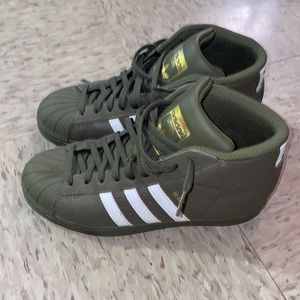 Adidas originals Pro model Hi top shell toe shell top worn once like new